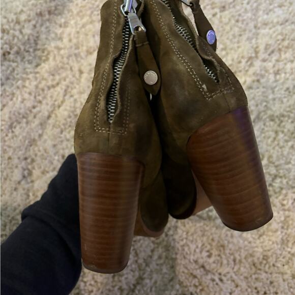 Rag & Bone Mineral Green Suede Leather Bottom Newbury Heeled Booties 36.5 - Picture 6 of 9